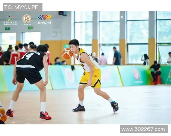 广东与浙江激战正酣2月12日篮球赛精彩回顾与分析