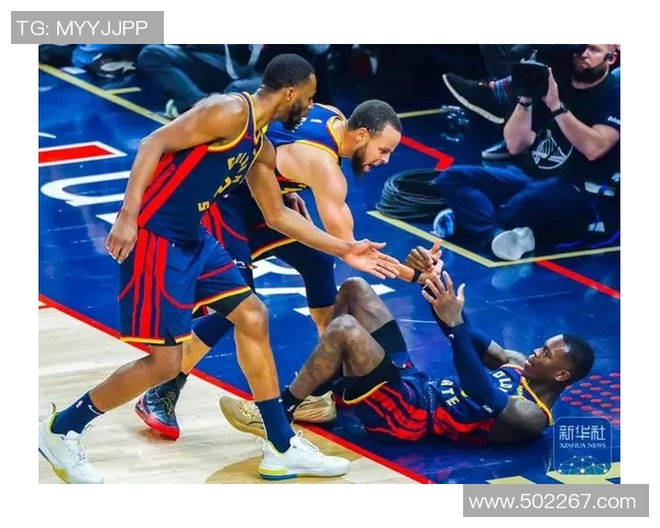 勇士与雷霆激战三月四日球迷期待精彩对决与惊喜时刻 勇士与雷霆激战三月四日球迷期待精彩对决与惊喜时刻