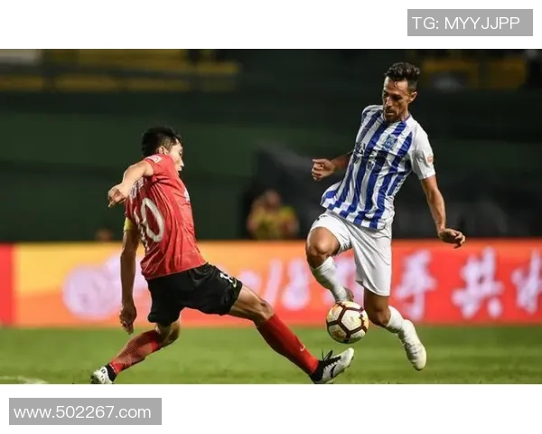 捷克与苏格兰在土伦杯激战正酣精彩对决引发球迷热议